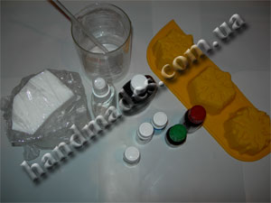 Мастер-класс по мыловарению: Новогодние снежинки Шаг 1