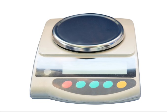 какие весы используются в химии